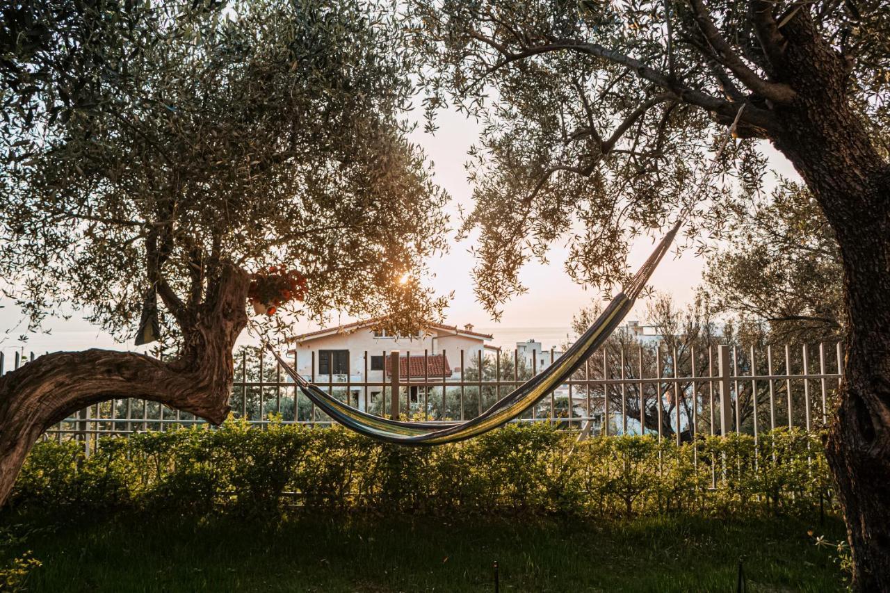 Hotel Sunset Gl Vlorë Exteriör bild