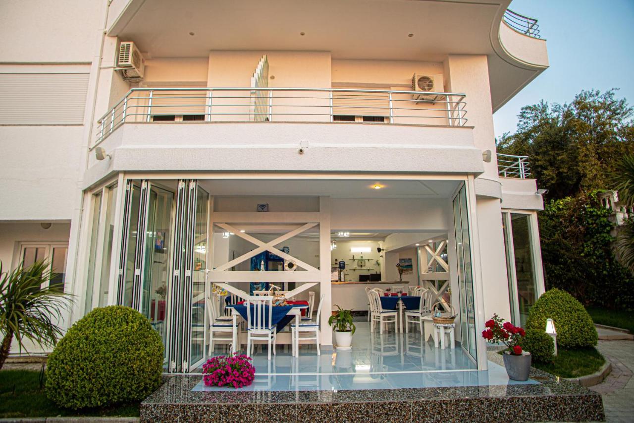 Hotel Sunset Gl Vlorë Exteriör bild