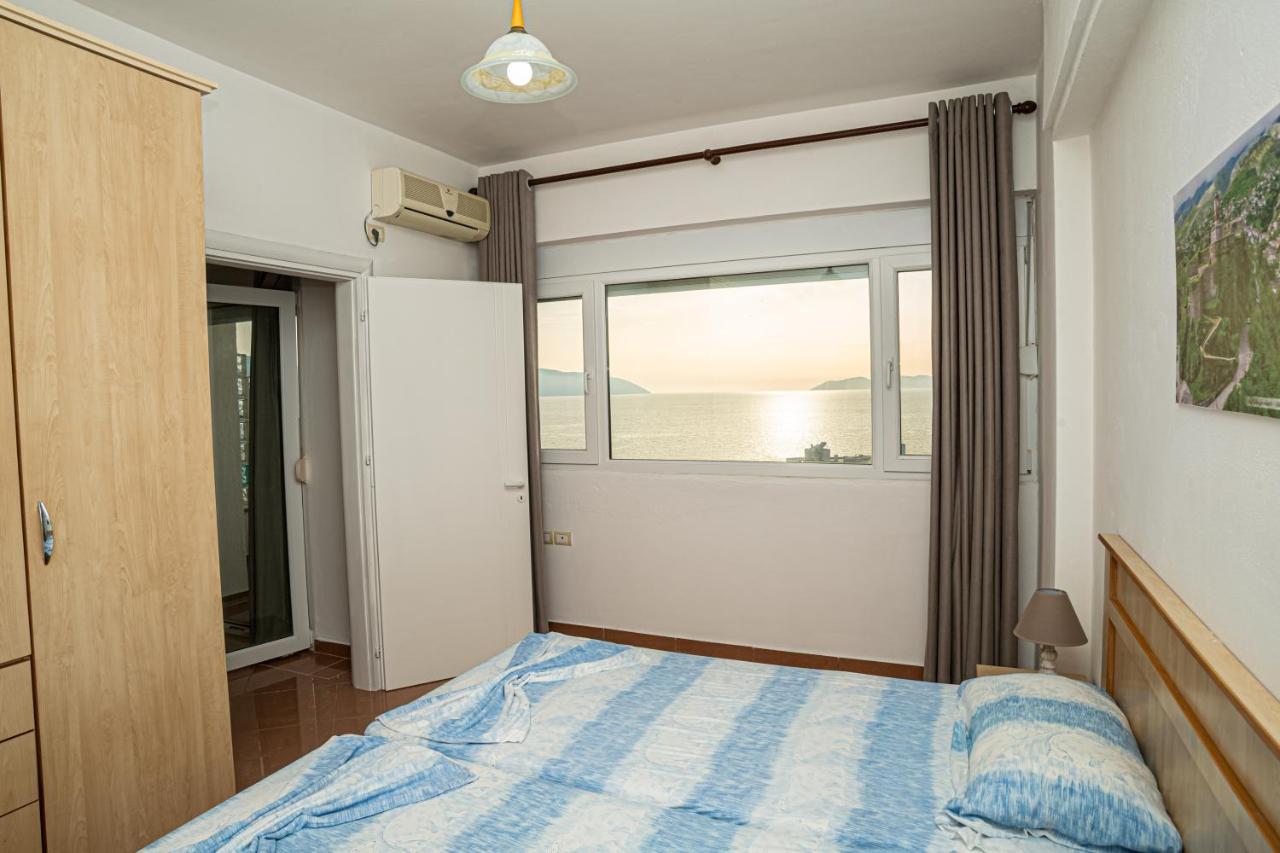 Hotel Sunset Gl Vlorë Exteriör bild
